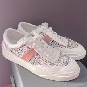 Stuart Weitzman white sneakers size 8B  EU38,5